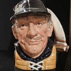 Royal Doulton "THE YACHTSMAN" 1970 #6622 Large Toby jug